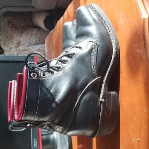 Dayton black leather ankle boots size 5.5